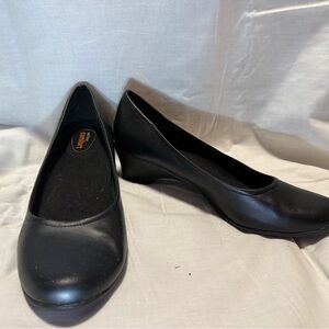 Comfort Black Low Wedge work Pumps - Women's Shoes size 10